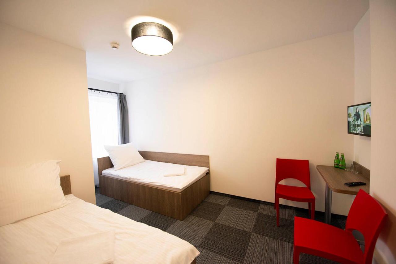Hostel Sms Free Parking Bydgoszcz Bagian luar foto