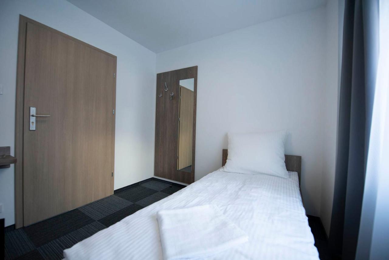 Hostel Sms Free Parking Bydgoszcz Bagian luar foto