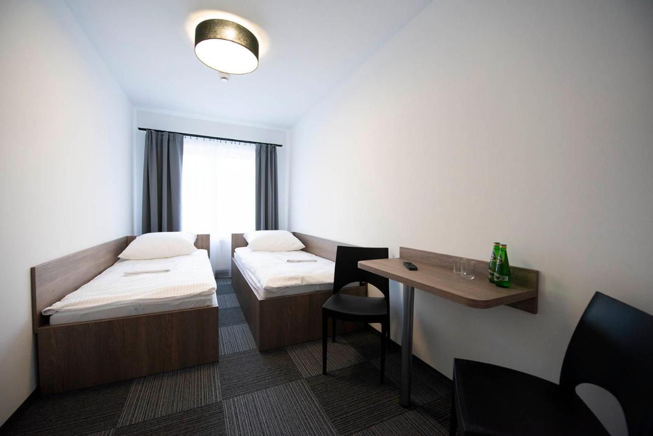 Hostel Sms Free Parking Bydgoszcz Bagian luar foto
